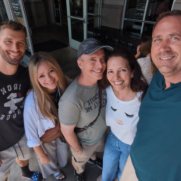 Hi, I’m Heather. Like this page to save my closet❣️ - Picture 2 of 3